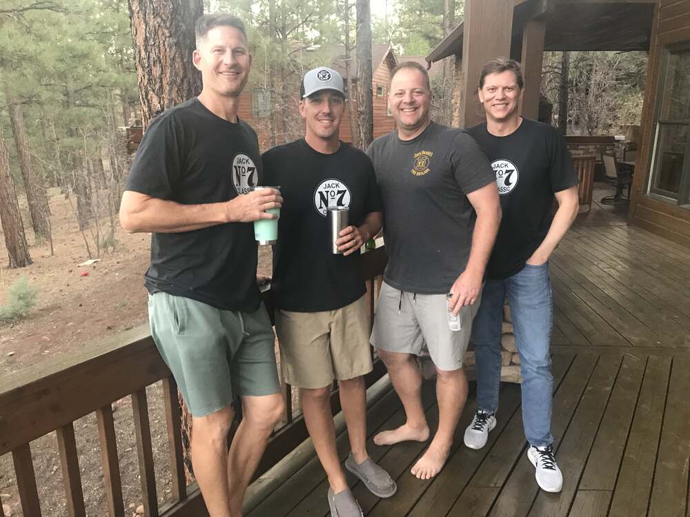 Cabin weekend in the JACK No. 7 shirts